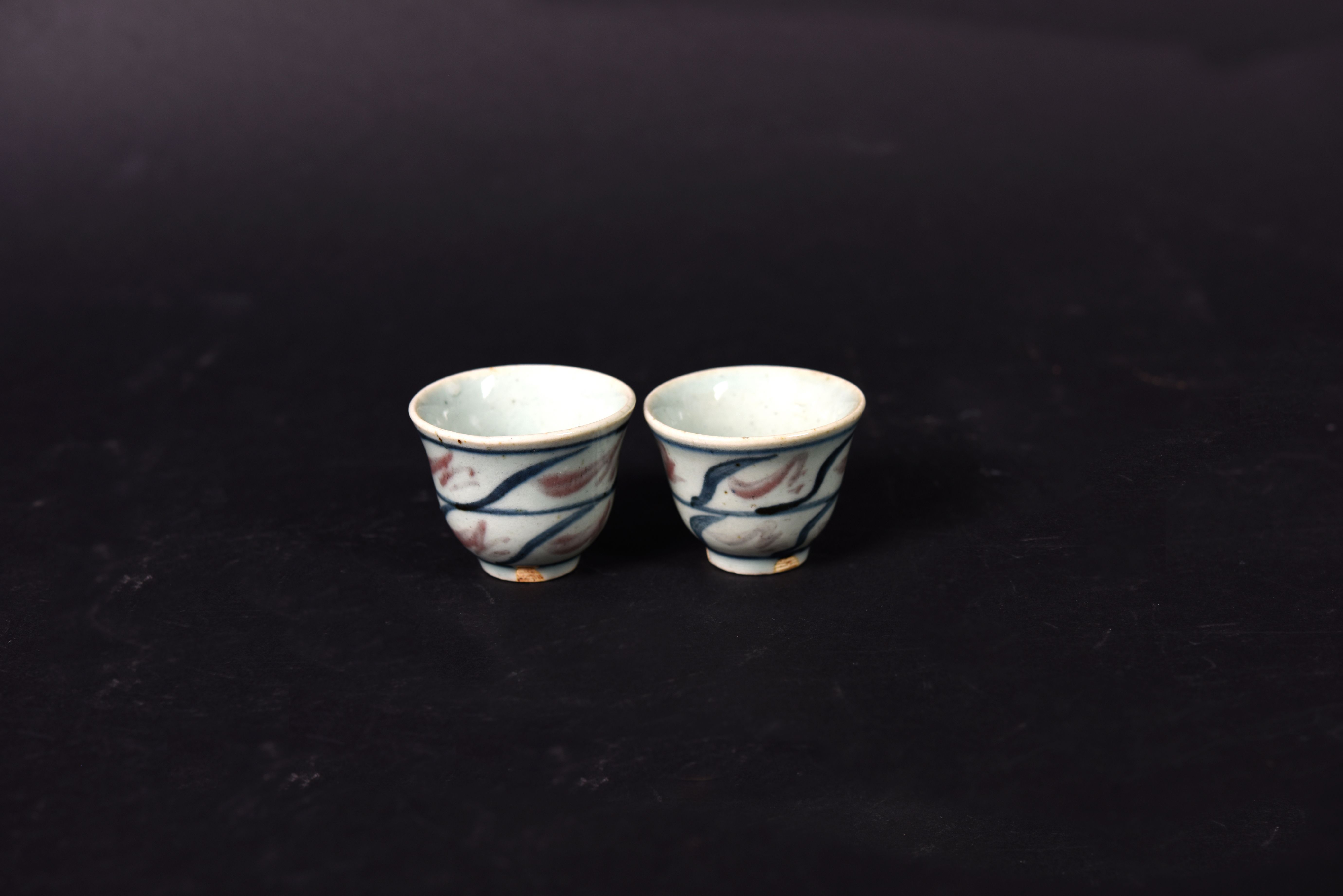 241 青花釉里红茶杯一对